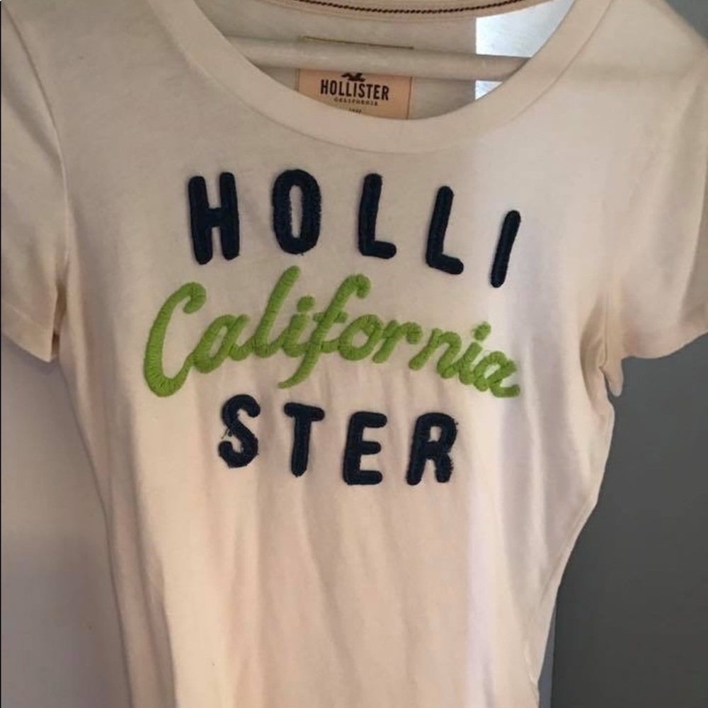 Hollister Tee